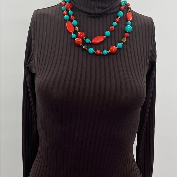 Boohoo Solid Ribbed Knit Bodysuit Size 2 - Picture 4 of 9